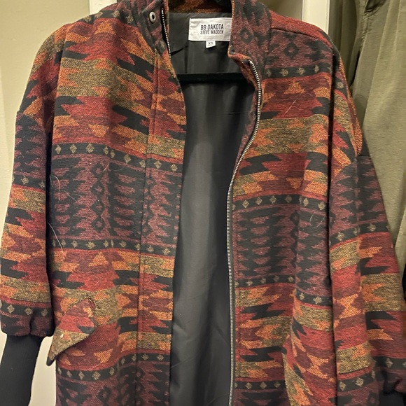 BB Dakota Cabin Fever Jacket - Picture 2 of 5
